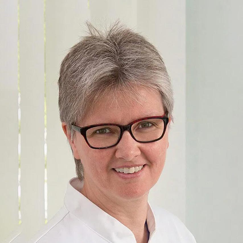 Dr. med. Sabine Steigerwald - Fachärztin für Chirurgie und Viszeralchirurgie mit dem Spezialgebiet Koloproktologie